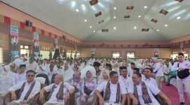 Ketua DPD Partai Gerindra Jawa Tengah Sudaryono memberikan pembekalan kepada ribuan kader internal Partai Gerindra Kabupaten Batang baik di tingkat DPC, PAC maupun Ranting. (Dok. DPD Gerindra Jateng)